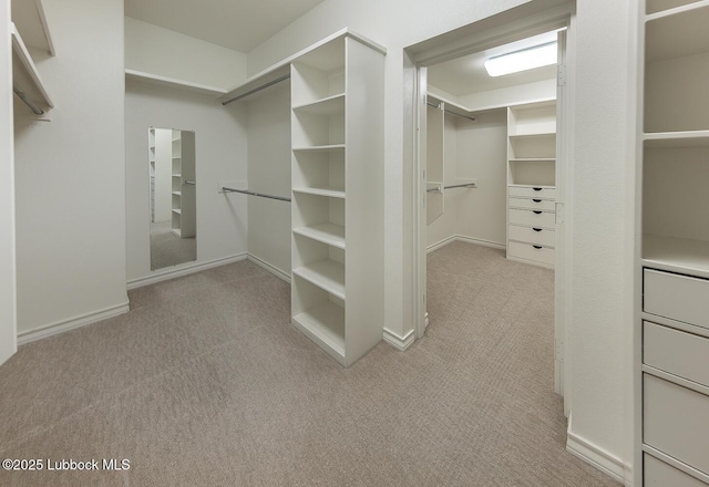 4003 124th St, Lubbock, TX 79423 - spacious closet featuring light colored carpet