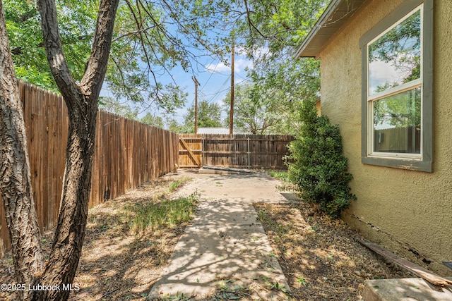 3118 37th St, Lubbock, TX 79413 - photo 30