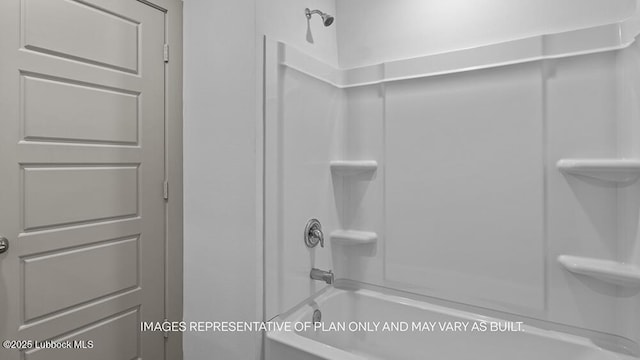 426 14th St, Wolfforth, TX 79382 - bathroom with washtub / shower combination