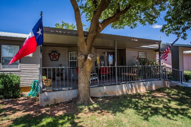 view of front of property with covered porch