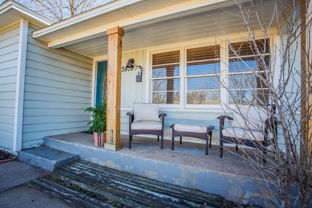 entrance to property with covered porch