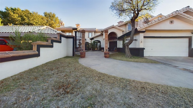 view of front facade with a garage