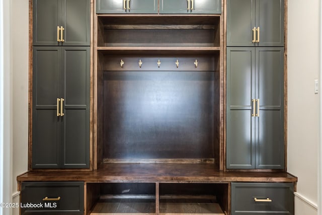 4510 Zadar Ave, Lubbock, TX 79407 - view of mudroom