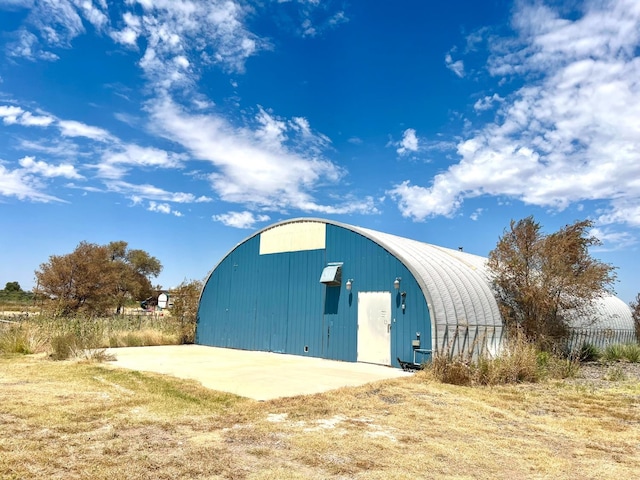 view of outbuilding