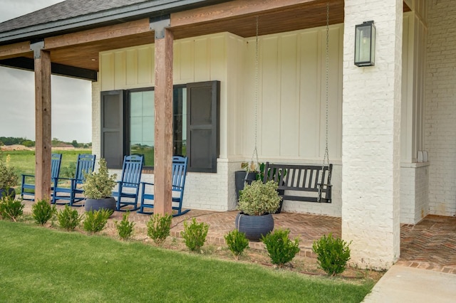 property entrance with a porch