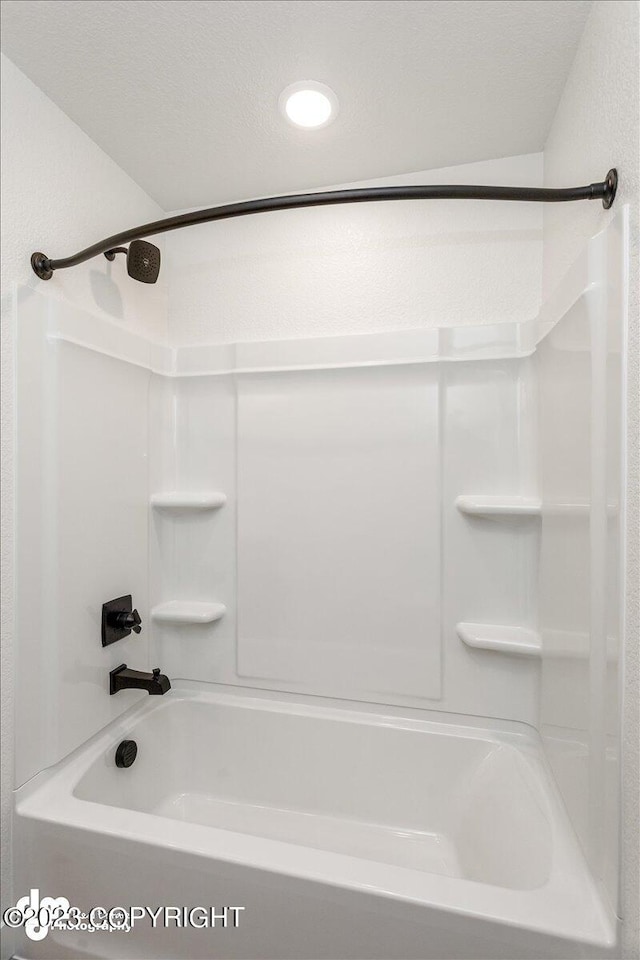 full bath with shower / washtub combination