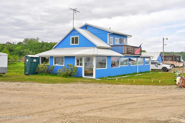 15264 Airport Ln, Ninilchik, AK 99639 - view of front facade with a front yard