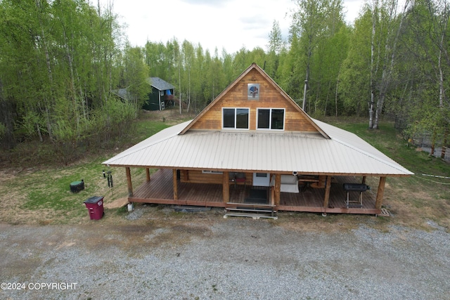 view of front of property