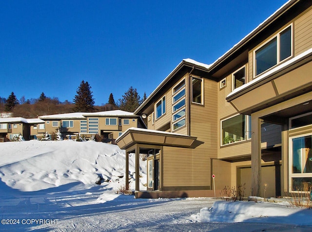928 Quiet Creek Dr, Homer, AK 99603 - view of snow covered property