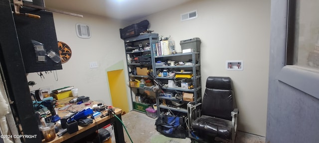 9450 Keshon Cir, Wasilla, AK 99654 - view of storage