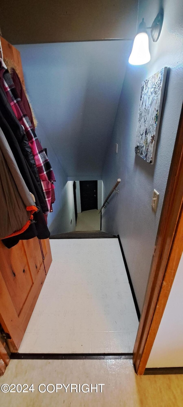 9450 Keshon Cir, Wasilla, AK 99654 - view of stairs