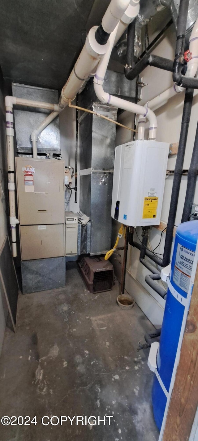 9450 Keshon Cir, Wasilla, AK 99654 - view of utility room