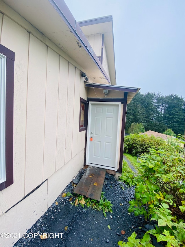 view of doorway to property