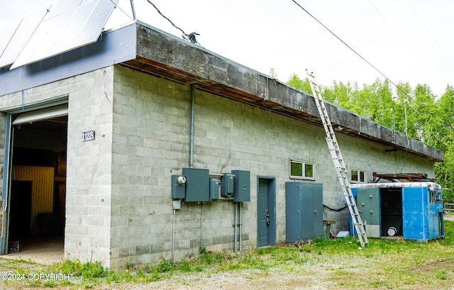 view of property exterior