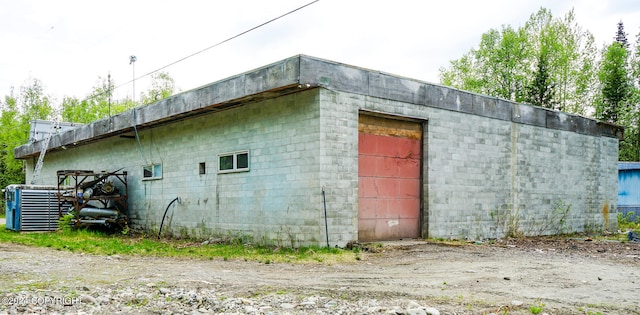 view of property exterior