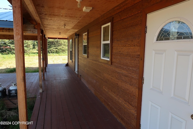 deck with covered porch