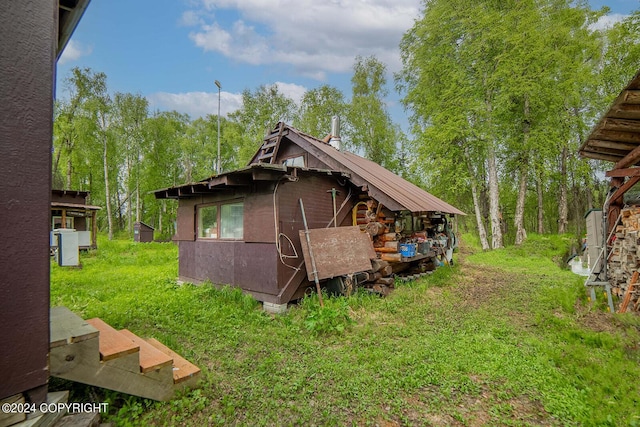 view of home's exterior