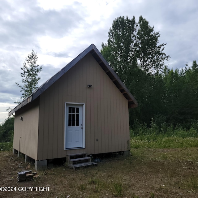 view of outbuilding