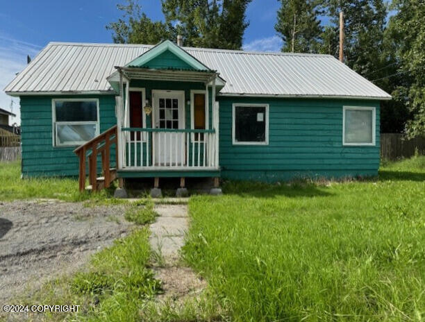 1120 Turpin St, Anchorage, AK 99504 - photo 1