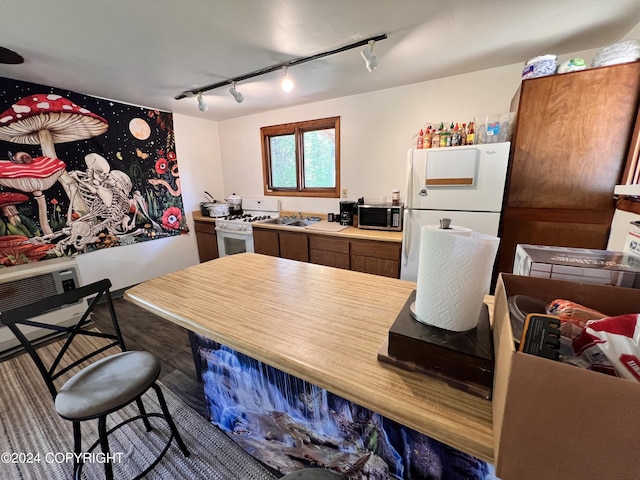 kitchen featuring white appliances