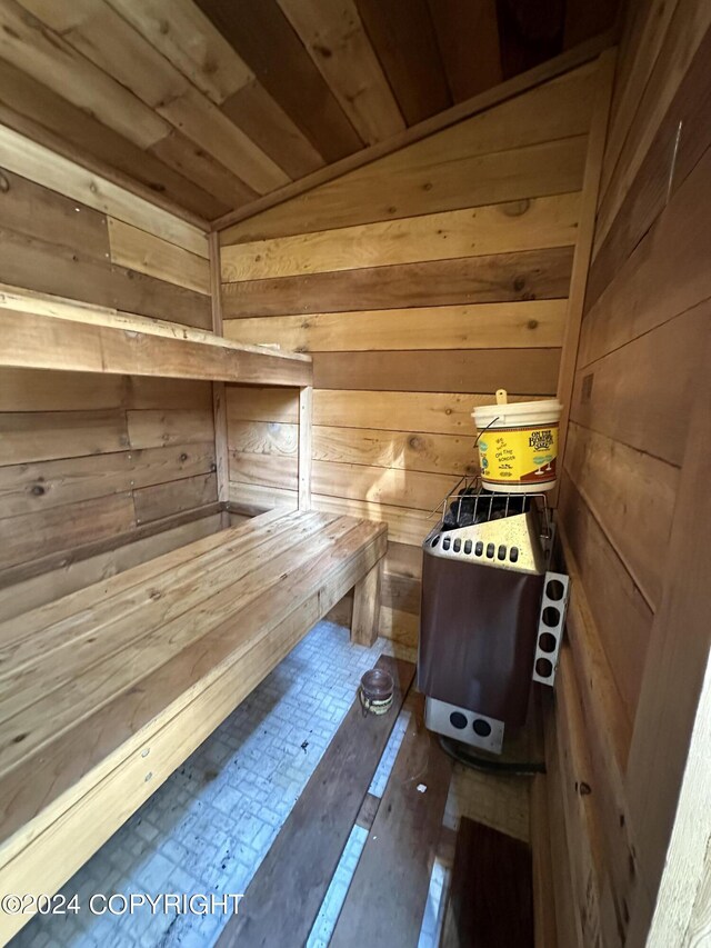 view of sauna / steam room