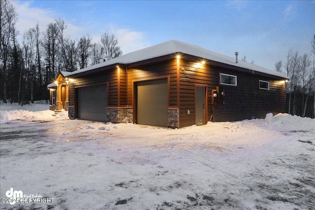 view of front of home featuring a garage