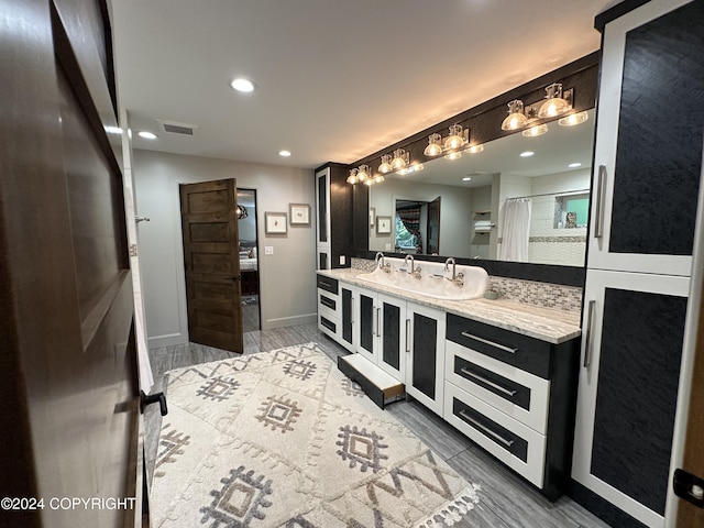 345 C St, Seldovia, AK 99663 - full bath featuring baseboards, visible vents, recessed lighting, and vanity