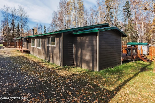 view of outbuilding