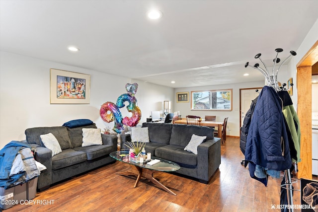 1324 Latouche St, Anchorage, AK 99501 - living room featuring wood finished floors and recessed lighting