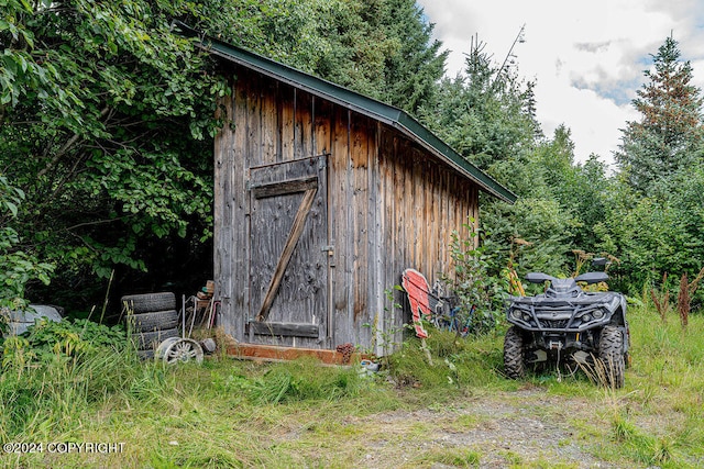 view of outdoor structure