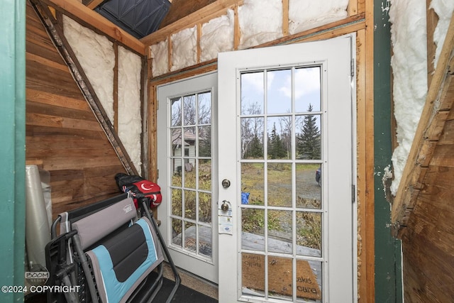 4480 E 138th Ave, Anchorage, AK 99516 - entryway with plenty of natural light