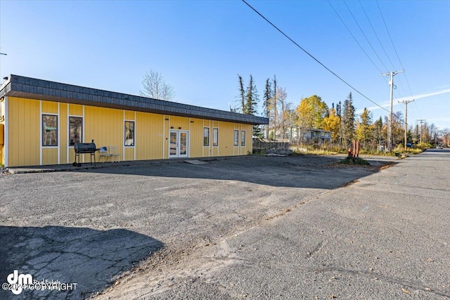 view of front of property featuring french doors