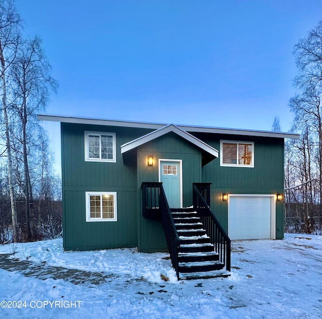 view of front of home featuring a garage