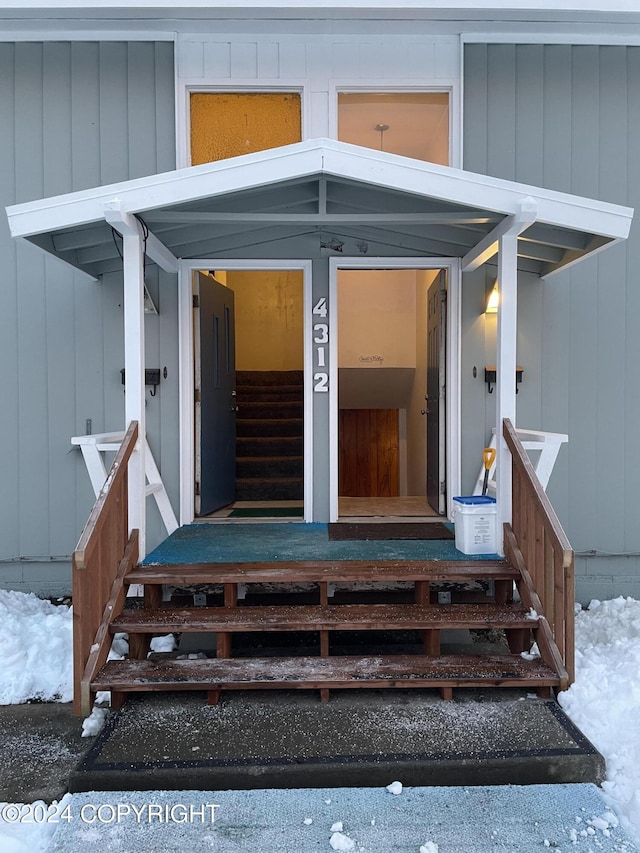 4312 E 6th Ave, Anchorage, AK 99508 - view of entrance to property