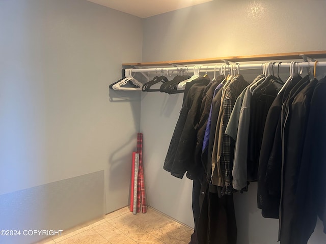 view of spacious closet