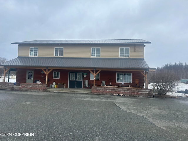 view of front of house featuring covered porch