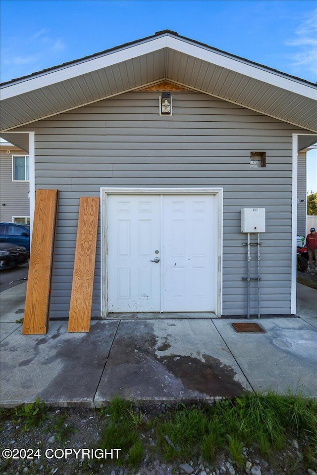 3462 S Big Lake Rd, Big Lake, AK 99623 - view of garage