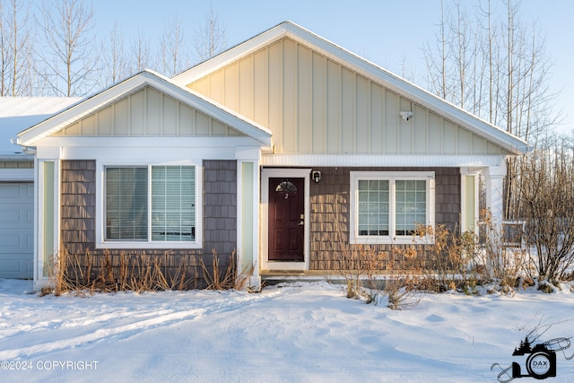 view of front of property