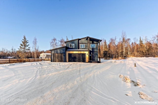 view of front facade with a garage