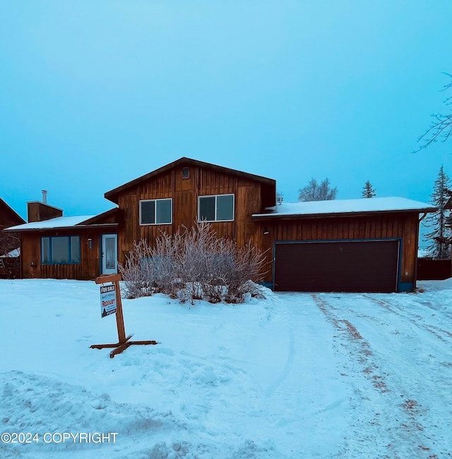 view of front of home featuring a garage