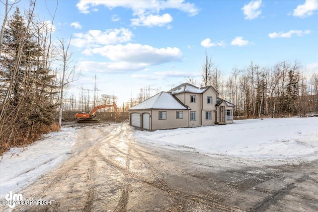 view of front of house featuring a garage