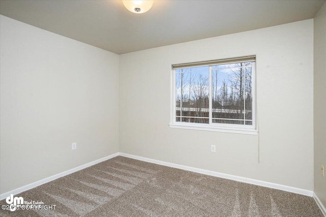 view of carpeted spare room