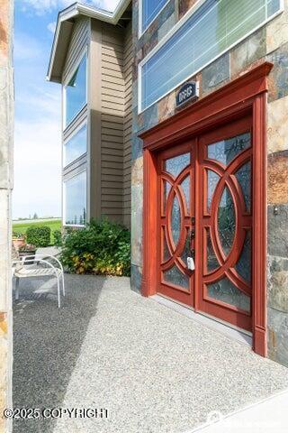 16643 Woods Pointe Cir, Anchorage, AK 99516 - entrance to property