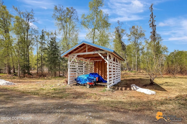 view of outdoor structure