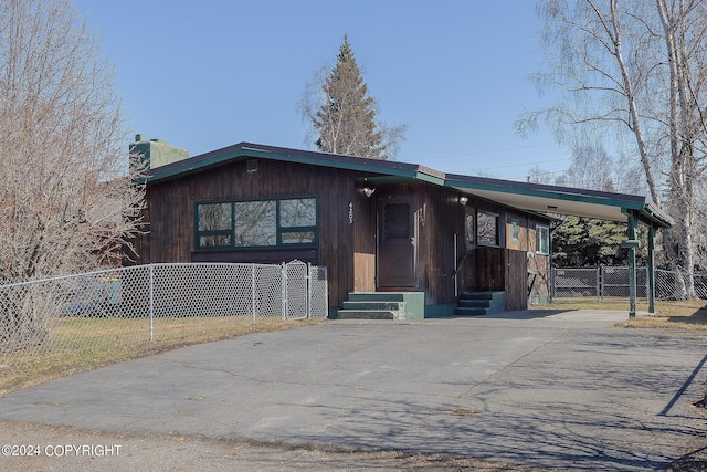 view of front of house