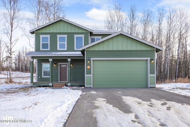 view of front facade with a garage