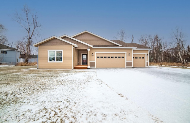 view of front facade featuring a garage