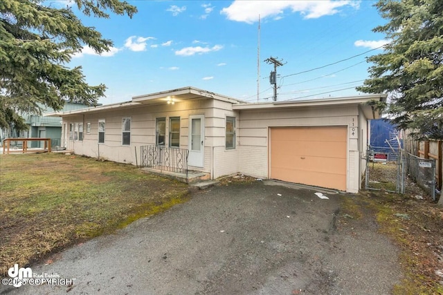 1102 W 29th Ave, Anchorage, AK 99503 - photo 1