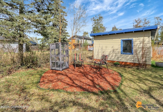 view of outdoor structure with an outdoor structure