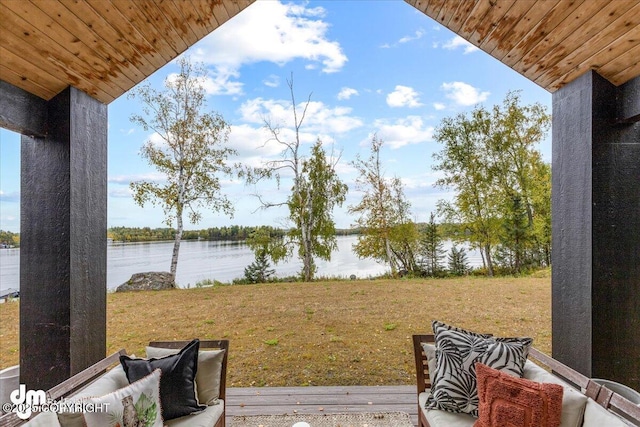 view of yard with a water view